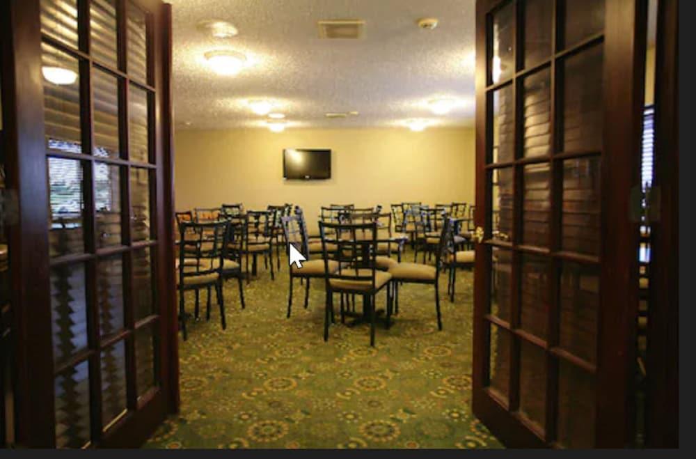 Hotel Baymont By Wyndham Dale Esterno foto
